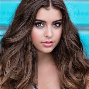 Meet your Posher, Sofia